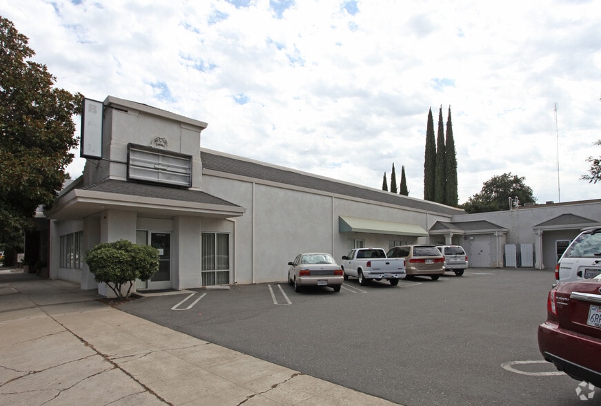 More Photos Of 1308 H St, Modesto Office For Lease