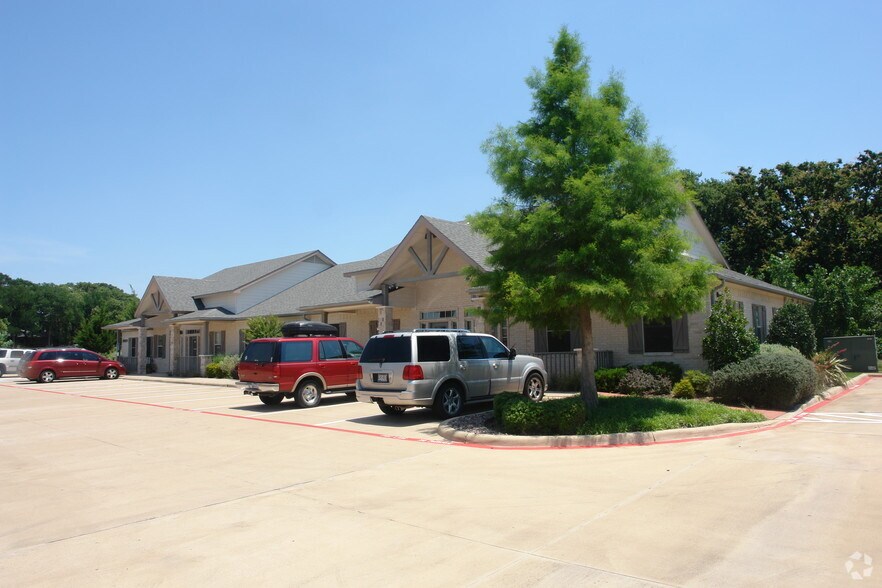 More Photos Of 2601 Sagebrush Dr, Flower Mound Office For Lease