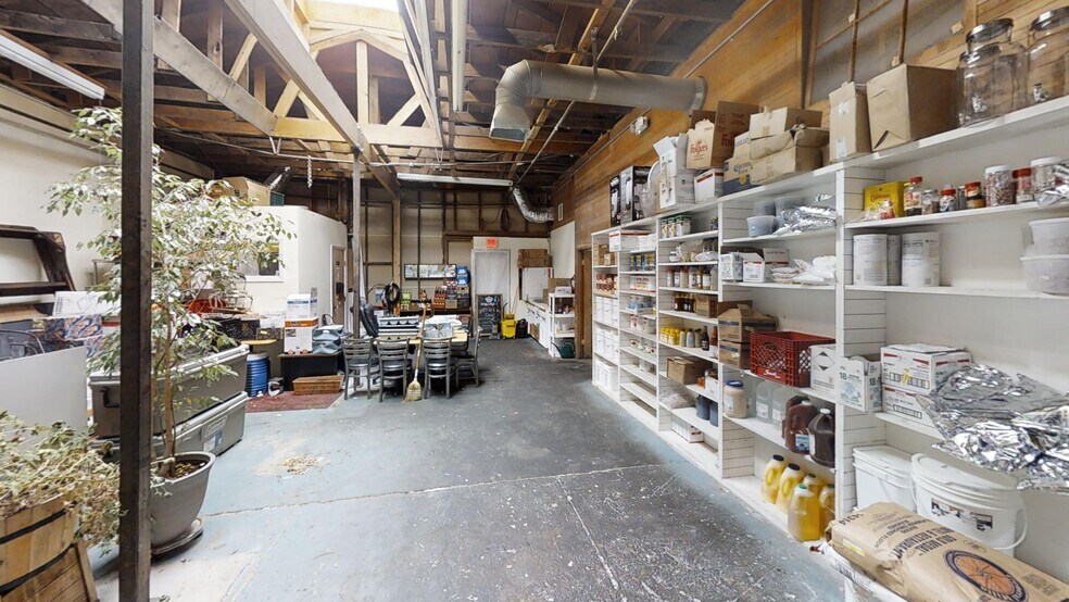 More Photos Of 614 N Bullard St, Silver City Restaurant For Sale