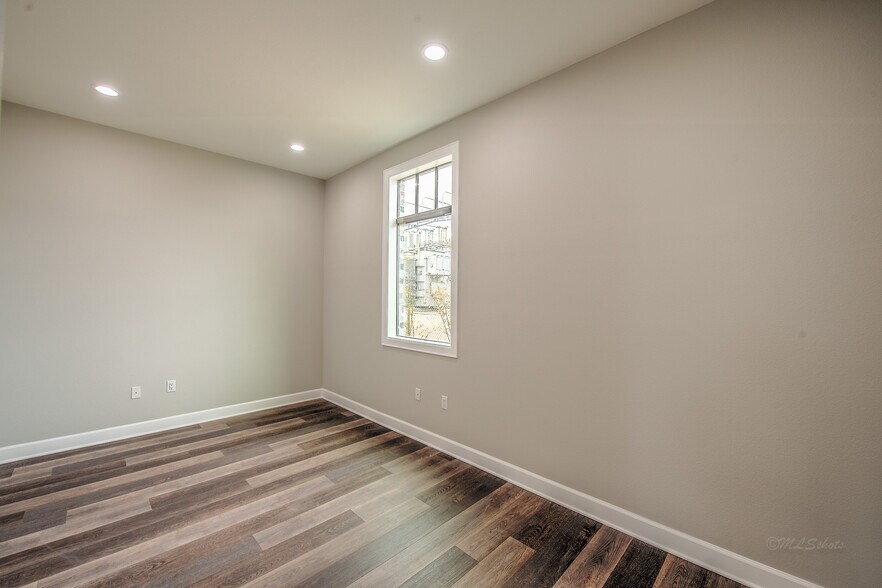 More Photos Of 2035 N Mason Dr, Katy Medical For Lease