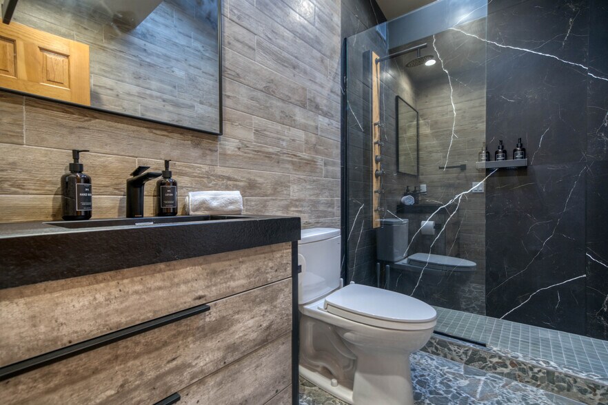 More Photos Of 218 NY-296, Windham Hotel For Sale