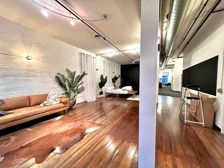 More Photos Of 1008 Race St, Cincinnati Office Residential For Sale