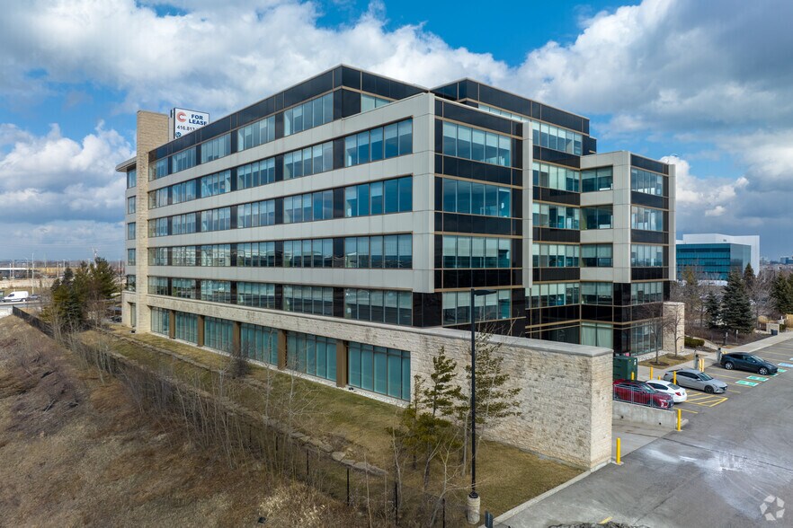 More Photos Of 1855 Buckhorn Gate, Mississauga Office For Sale