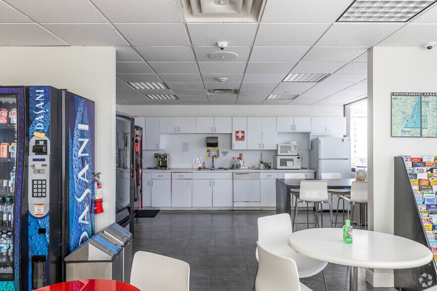 More Photos Of 200 S Andrews Ave, Fort Lauderdale Medical For Sale