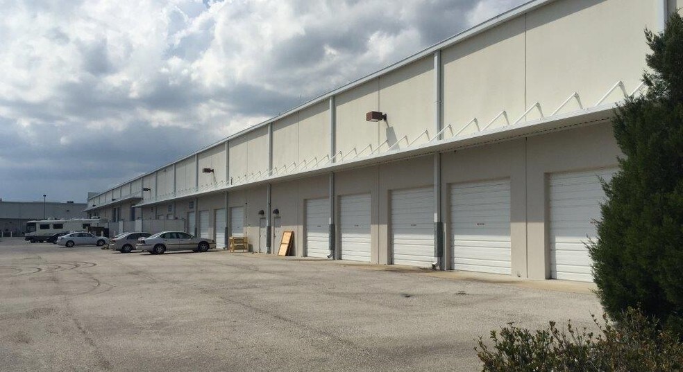 More Photos Of 6333 McCoy Rd, Orlando Warehouse For Sale