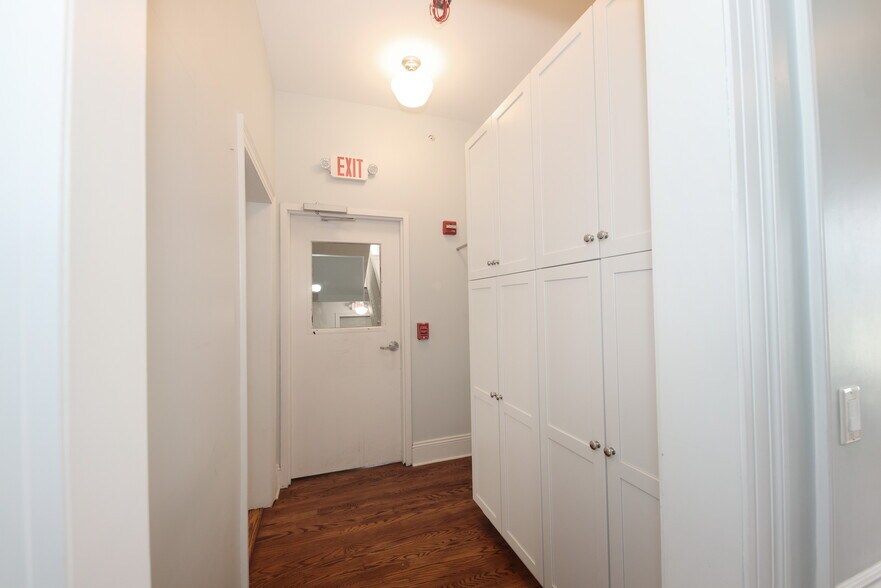 More Photos Of 12 Lotus Ave, Chester Specialty For Sale