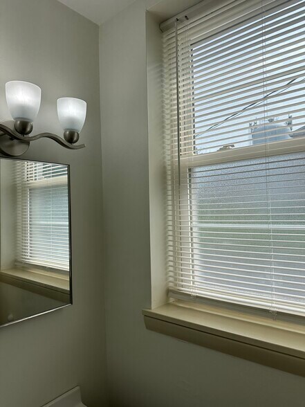 More Photos Of 1750 Costner Dr, Warrington Warehouse For Lease