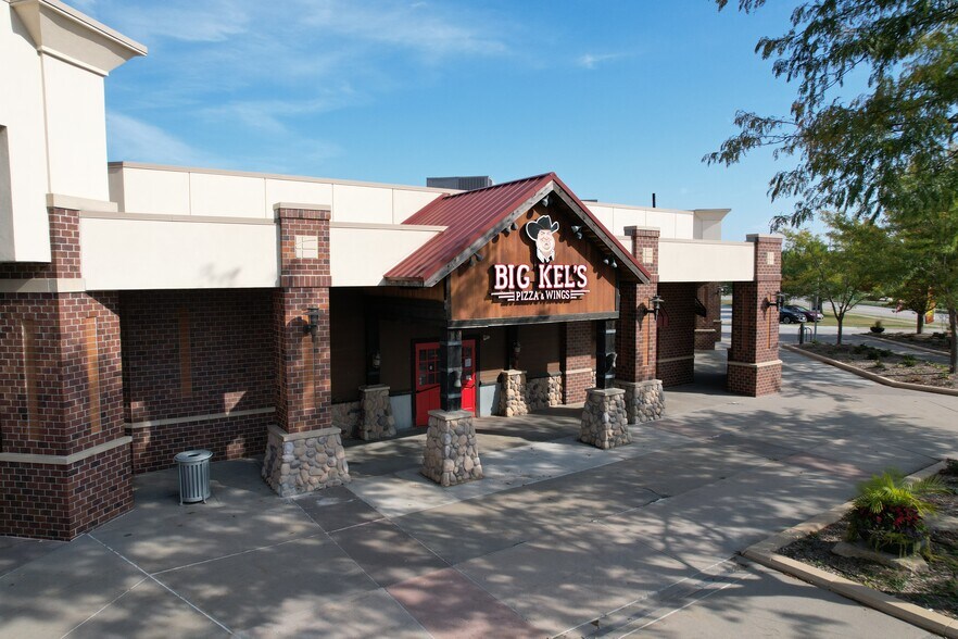 More Photos Of 20-40 Arena Center, Council Bluffs Unknown For Lease