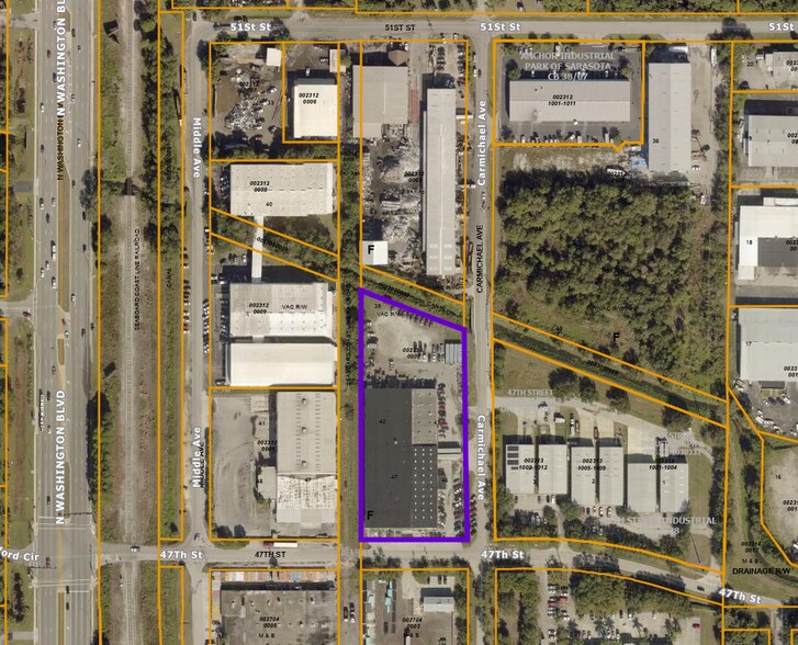 More Photos Of 2075 47th St, Sarasota Warehouse For Lease