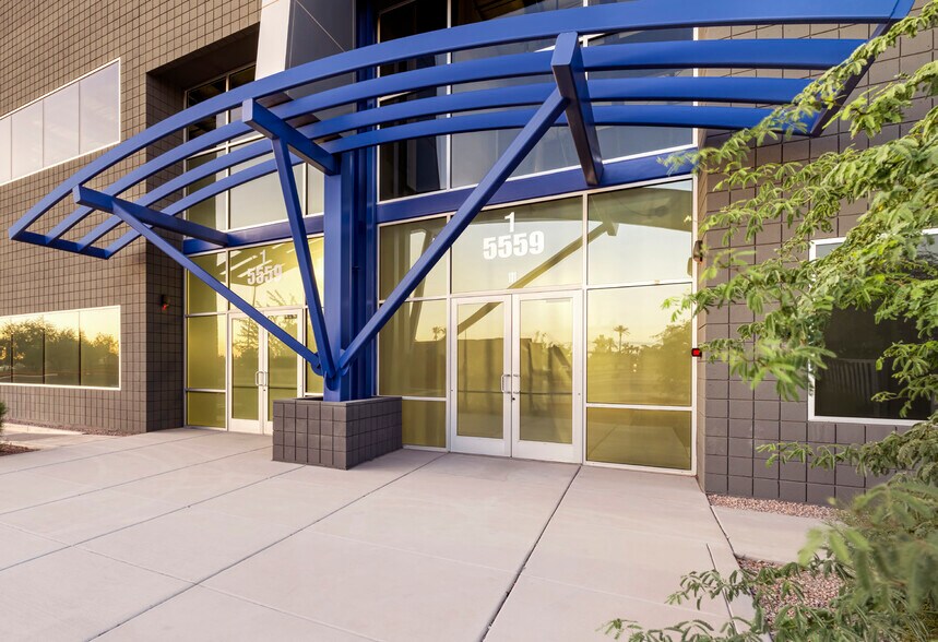 More Photos Of 5559 S Sossaman Rd, Mesa Airplane Hangar For Lease