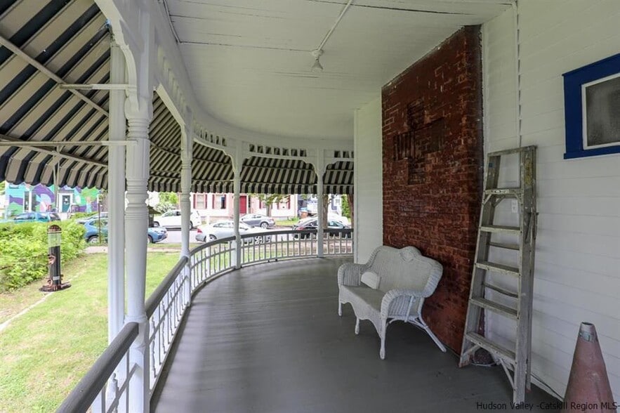 More Photos Of 58 Saint James St, Kingston Apartments For Sale