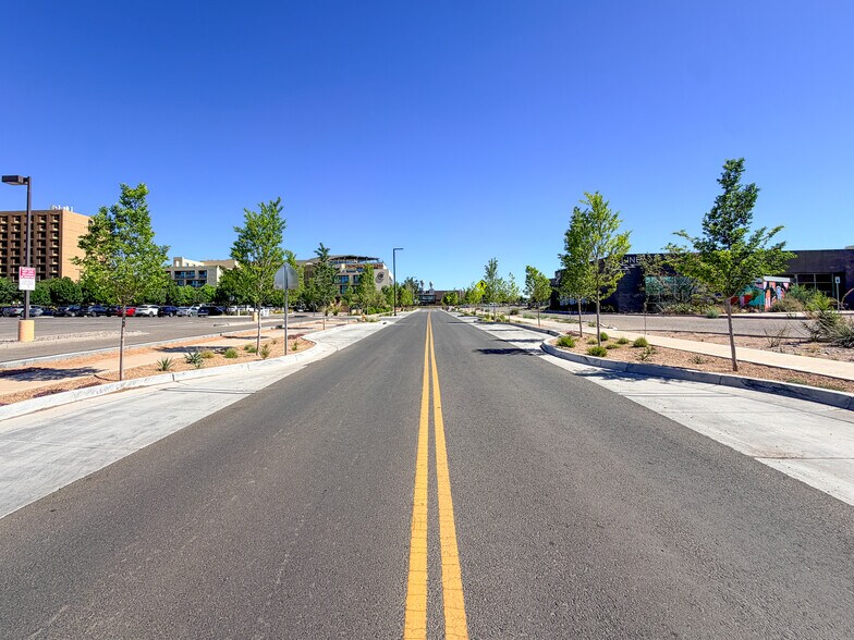 More Photos Of 1905 Mountain Rd NW, Albuquerque Schools For Lease