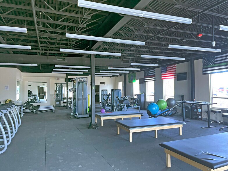 More Photos Of 12185 New World Dr, El Paso Medical For Sale