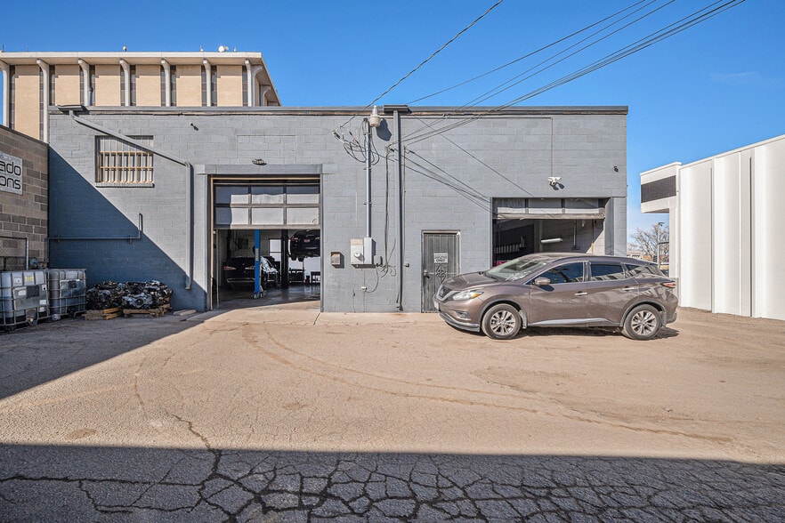 More Photos Of 324 W Hampden Ave, Englewood Auto Repair For Lease