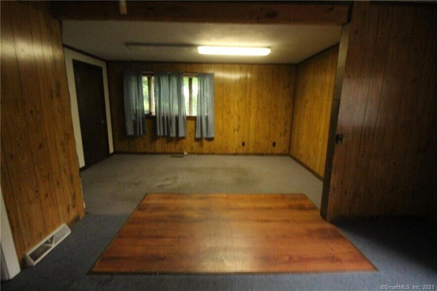 More Photos Of 1356 Southford Rd, Southbury Medical For Sale