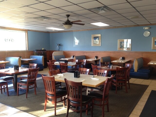 More Photos Of 1723 Quaker Rd, Barker Restaurant For Sale