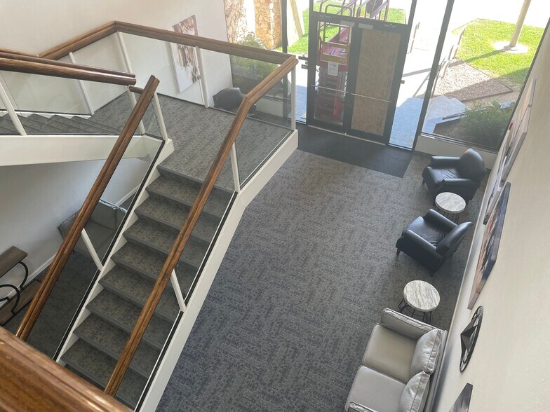 More Photos Of 3960 Broadway Blvd, Garland Office For Lease