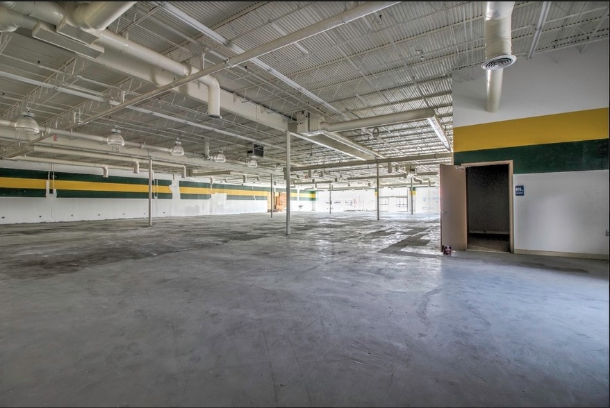 More Photos Of 3504 Hillcroft Ave, Houston Freestanding For Sale