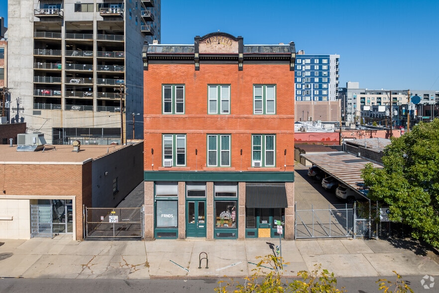 More Photos Of 2031-2033 Curtis St, Denver Apartments For Lease