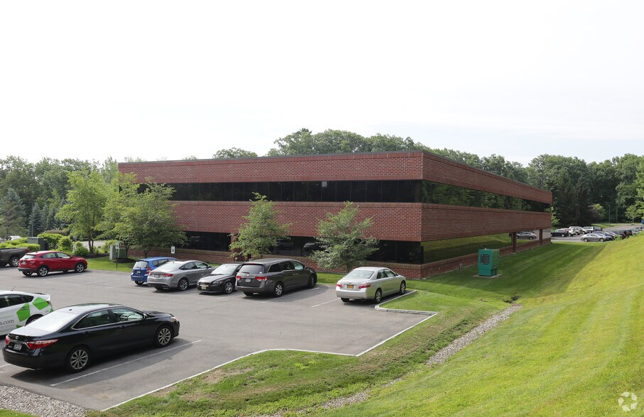 More Photos Of 9 Cornell Rd, Latham Office For Lease