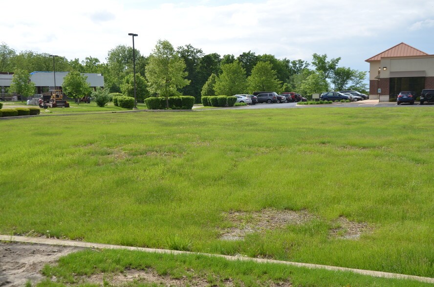 More Photos Of 47 Saravanos Dr, Yorkville Land For Sale