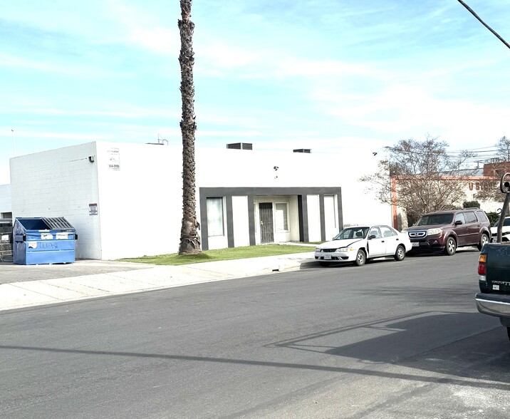 More Photos Of 20371 Prairie St, Chatsworth Manufacturing For Lease