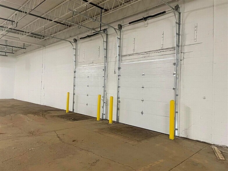 More Photos Of 510 E 16th St, Holland Manufacturing For Sale