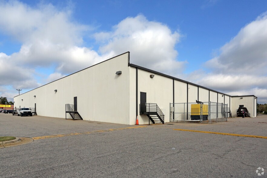 More Photos Of 2101 Tarboro St SW, Wilson Storefront For Sale