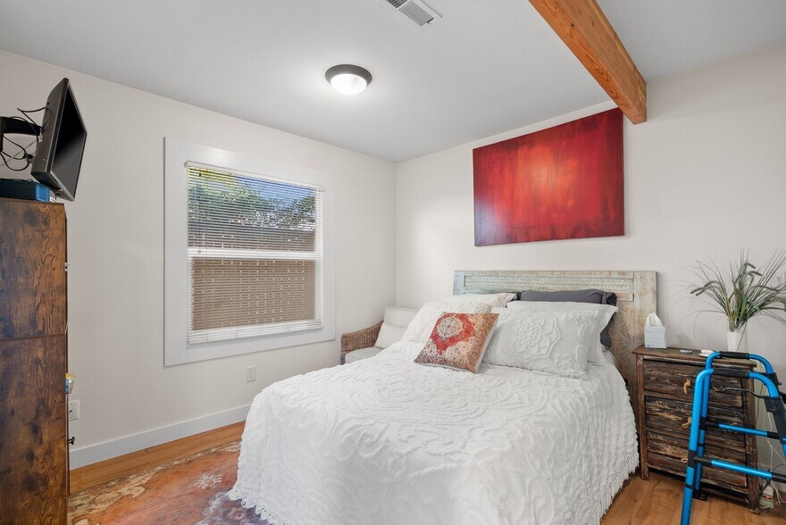 More Photos Of 420 Capitola Road Ext, Santa Cruz Apartments For Sale