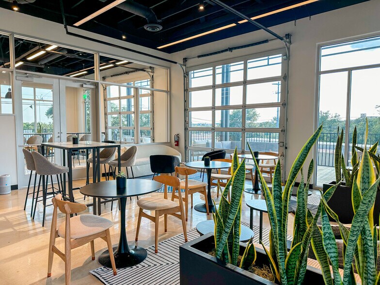 More Photos Of 2719 N Loop W 1604, San Antonio Coworking Space