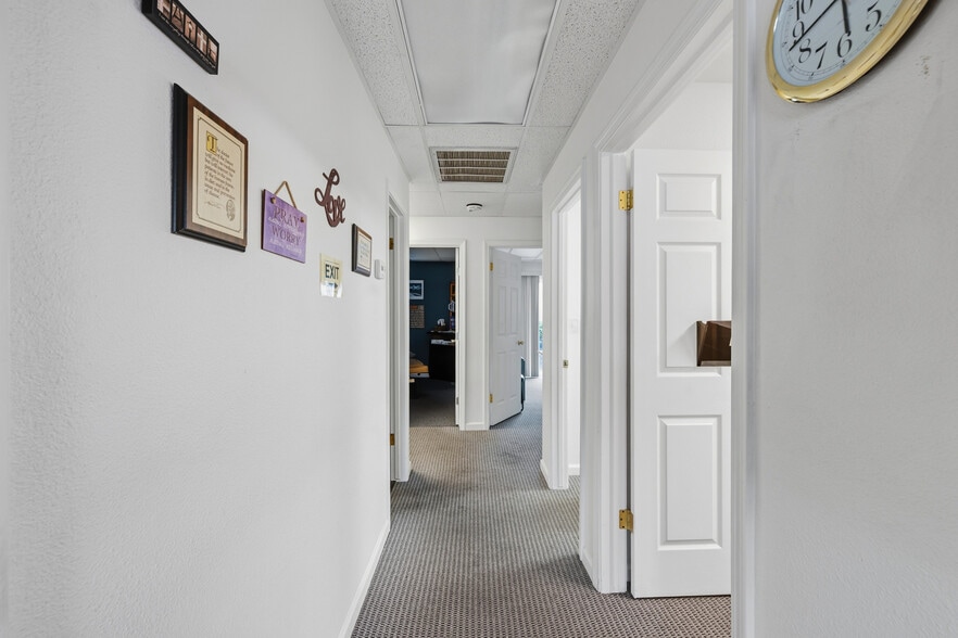 More Photos Of 1097 E Main St, Grass Valley Office For Sale