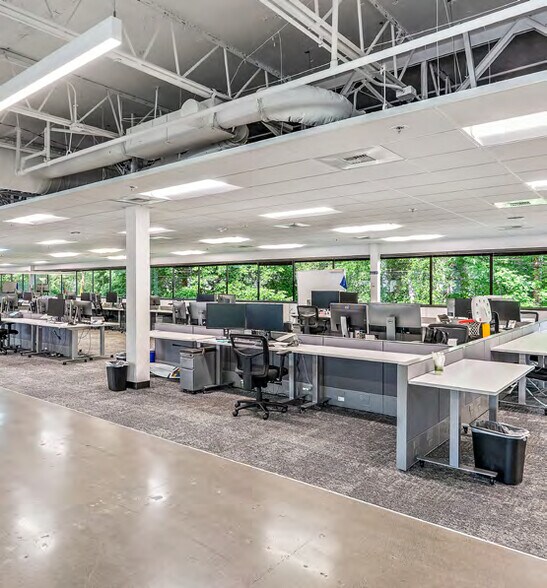 More Photos Of 1745 114th Ave SE, Bellevue Office For Lease