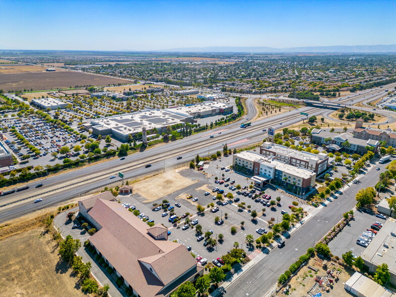 More Photos Of 2120 Freeway Dr, Woodland Land For Sale