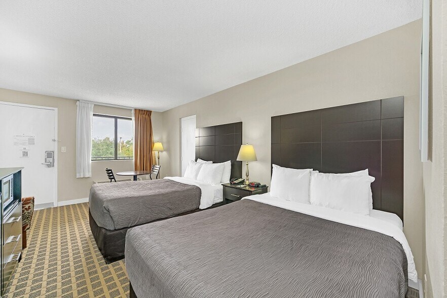 More Photos Of 7785 W Irlo Bronson Memorial Hwy, Kissimmee Hospitality For Sale