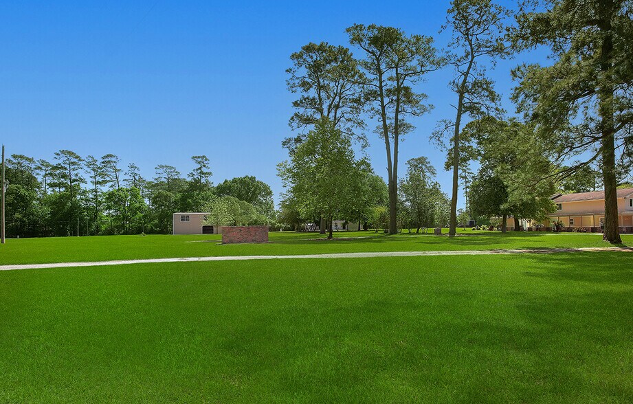 More Photos Of 1231 Pruitt Rd, Spring Office Residential For Sale