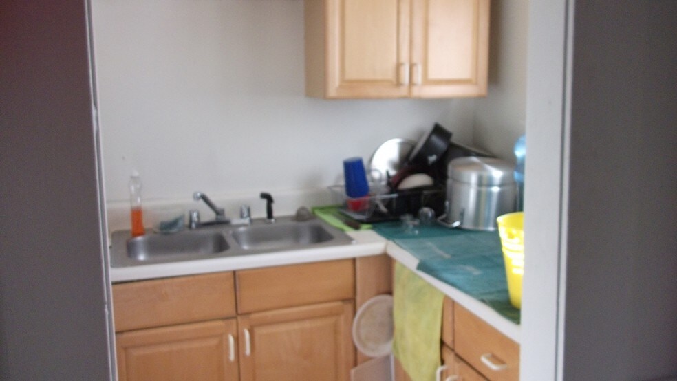 More Photos Of 1706-1708 Sutter St, Vallejo Apartments For Sale