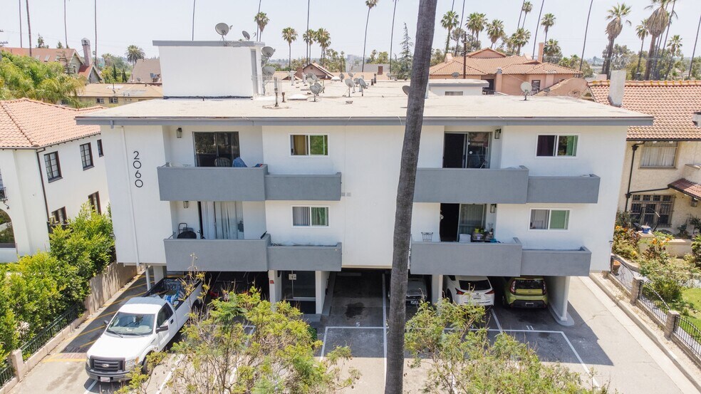 More Photos Of 2060 S Hobart Blvd, Los Angeles Multifamily For Sale