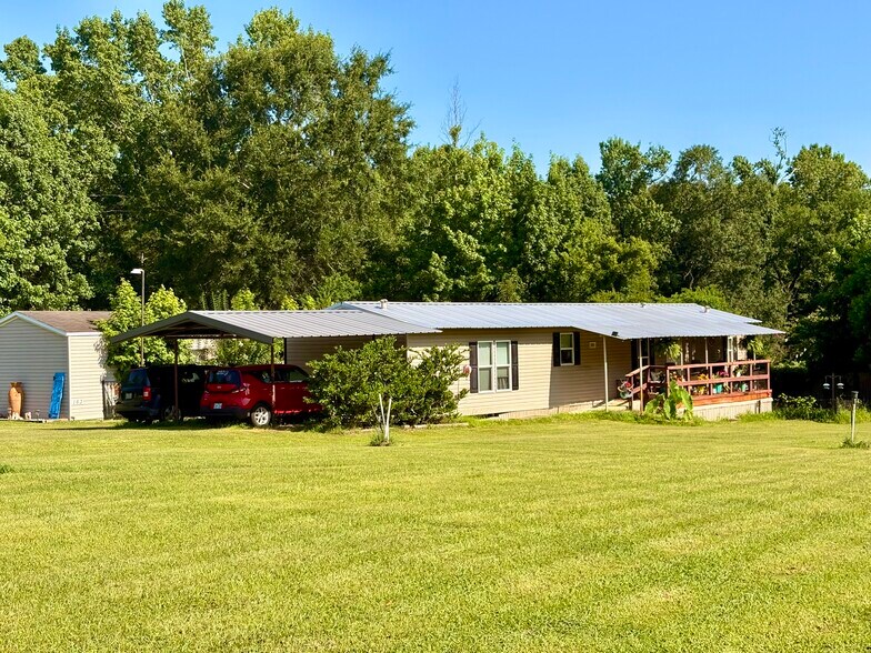 More Photos Of 143 Key Largo Ln, Lufkin Manufactured Housing Mobile Home Park For Sale