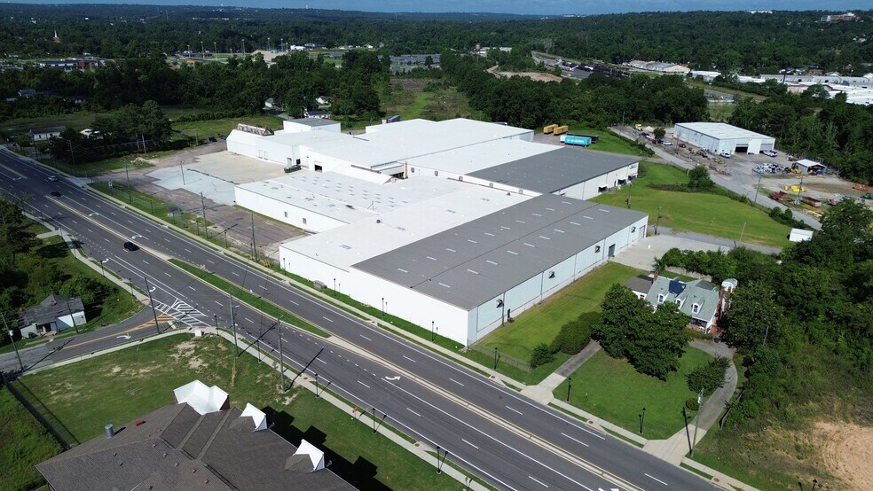 More Photos Of 1621 15th St, Augusta Warehouse For Lease