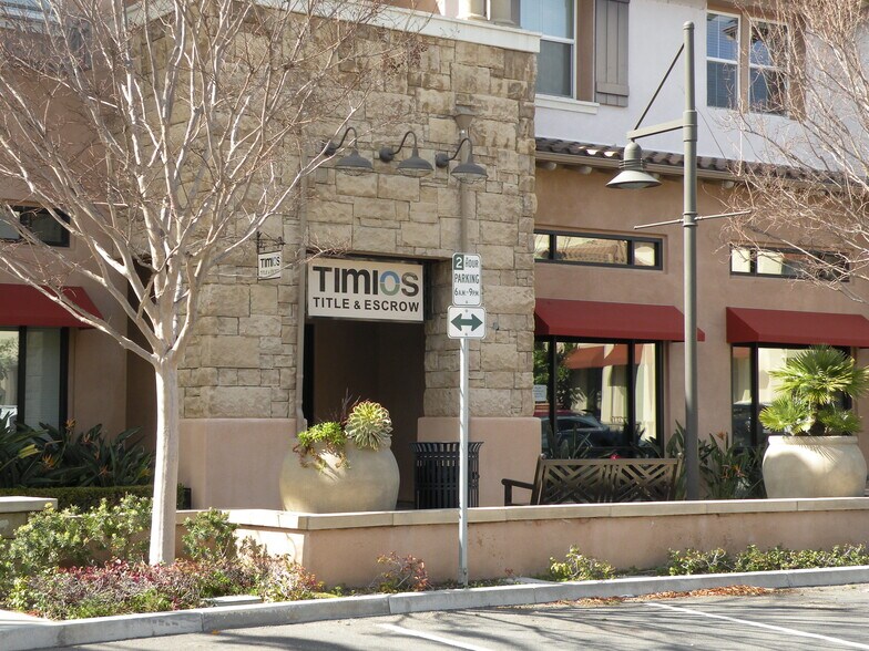 More Photos Of 211 Village Commons Blvd, Camarillo Storefront Retail Residential For Sale