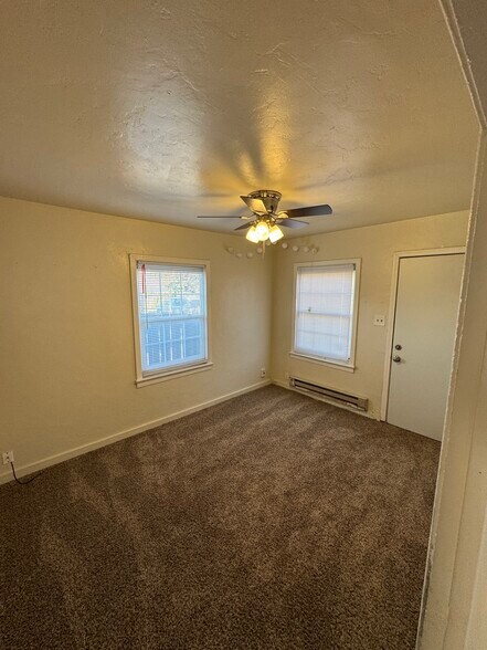 More Photos Of 421 14th St, Modesto Apartments For Sale
