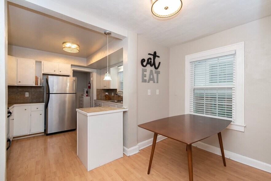 More Photos Of 5331 Charlotte St, Kansas City Apartments For Sale