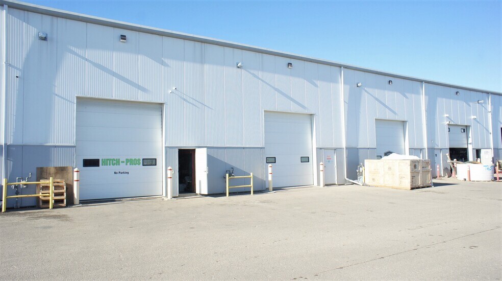 More Photos Of 280 Portage Clos, Sherwood Park Warehouse For Sale