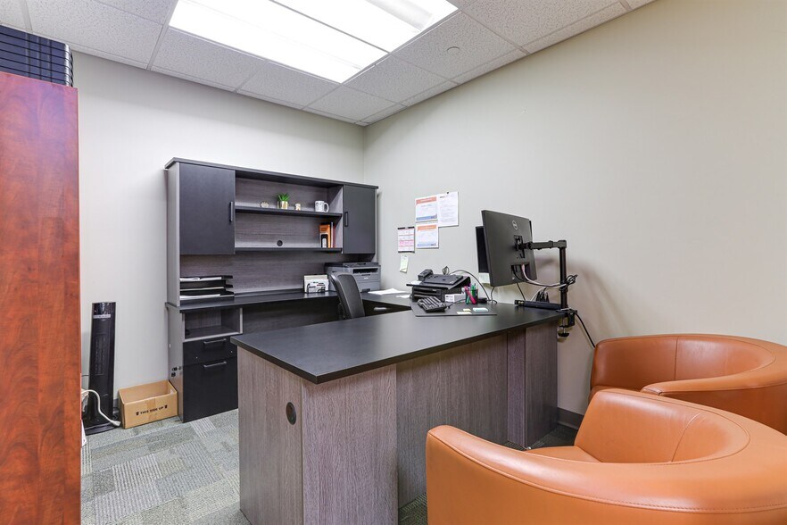 More Photos Of 2572 Davies Ave, Port Coquitlam Warehouse For Sale