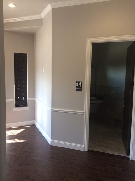 More Photos Of 4221 Medical Pky, Carrollton Medical For Sale