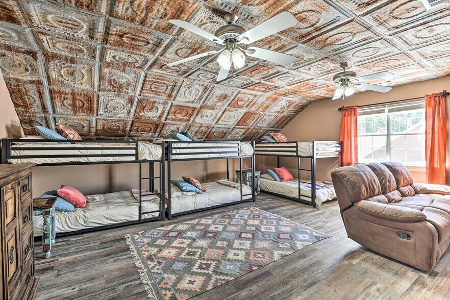 More Photos Of 3112 Sunset School Rd, Sunset Land For Sale