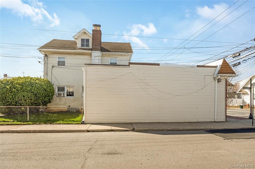 More Photos Of 222 Hempstead Ave, Lynbrook Storefront Retail Residential For Sale