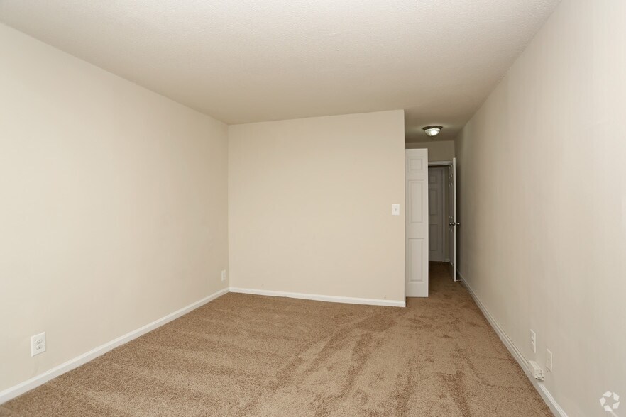 More Photos Of 3901 Suitland Rd, Suitland Apartments For Sale