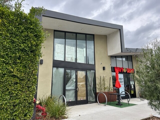 More Photos Of 5805 York Blvd, Los Angeles Restaurant For Lease