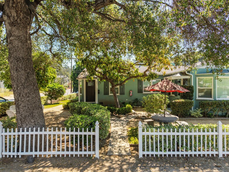 More Photos Of 646 Westminster Dr, Pasadena Multifamily For Sale